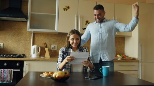Choosing between fixed and variable mortgages